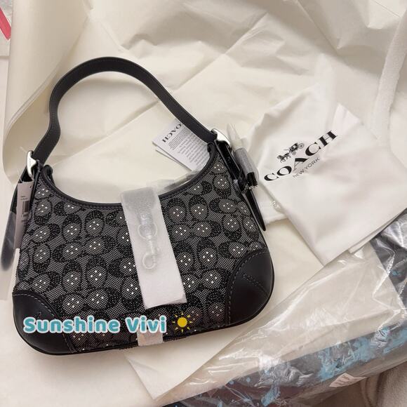 NWT Coach Hamptons Hobo Bag In Crystal Signature Jacquard CW654 Black Silver - Picture 1 of 10